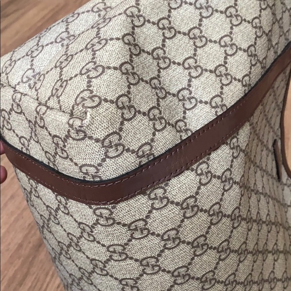 SOLD❗️💯 % authentic Gucci shoulder bag - Picture 3 of 16